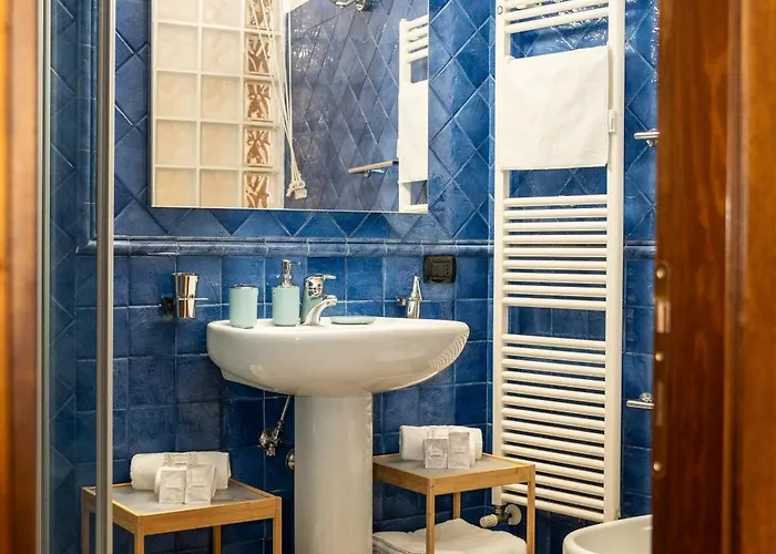 Lhe Black Rose Apartament