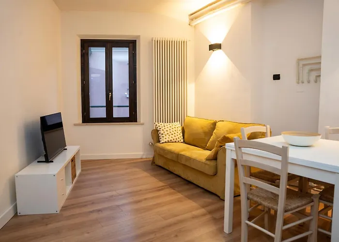 Lhe Black Rose Apartament *